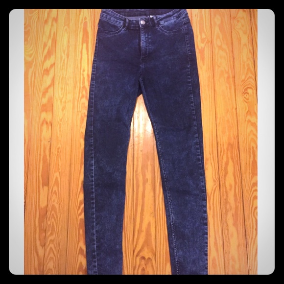 Divided Denim - High Rise, Like New Dark Jeans Divided Denim - High Rise, Like New Dark Jeans